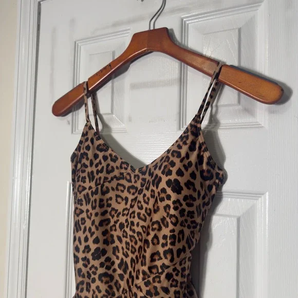 Summersalt Women's Size 4 Leopard Print One Piece Swimsuit Adjustable Straps - Picture 4 of 8
